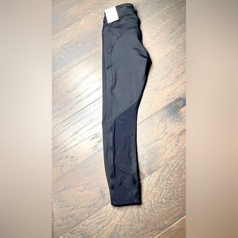 Nike Fast NWT Crop Workout Pants